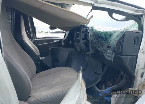 2011 Chevrolet Express 1500 Work Van from USA, damaged, VIN 1GCSGAFX7B1125833